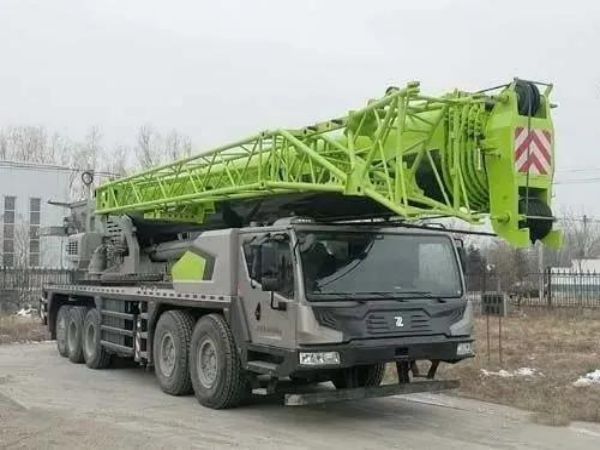 林口县吊车租赁公司_大型吊车施工对场地有哪些要求呢？